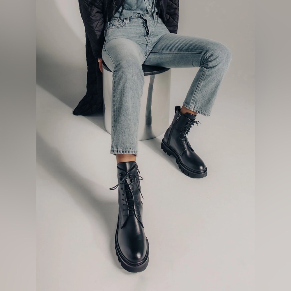 Koio Cortina Black Leather Lug Sole Chunky Ankle Boot Sz 38 US 7.5-8